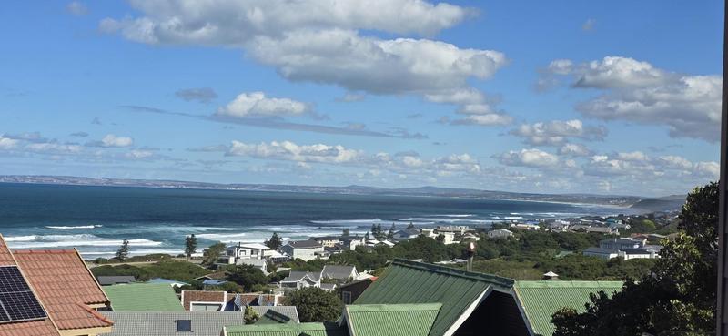 4 Bedroom Property for Sale in Glentana Western Cape